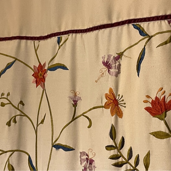 Shower Curtain - Picture 1 of 4